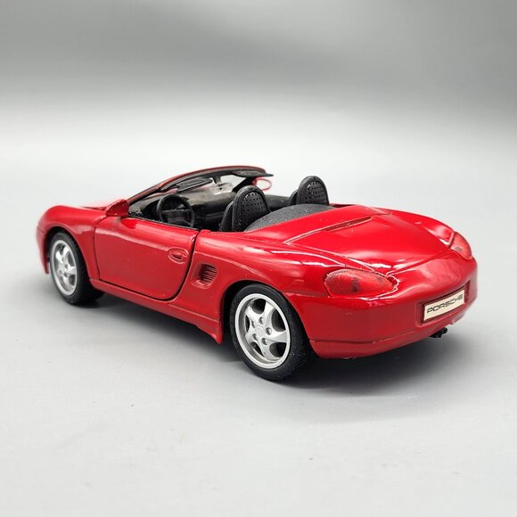 Porsche Boxster 1/24 Scale Diecast Red Convertible Car Model Maisto Rare - Picture 5 of 12